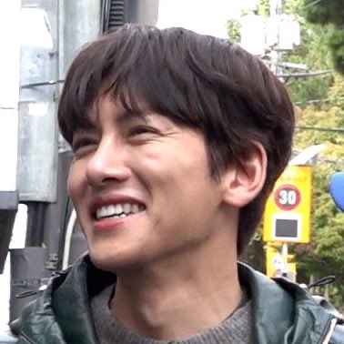 Behind-the-scenes cut of Ji Changwook