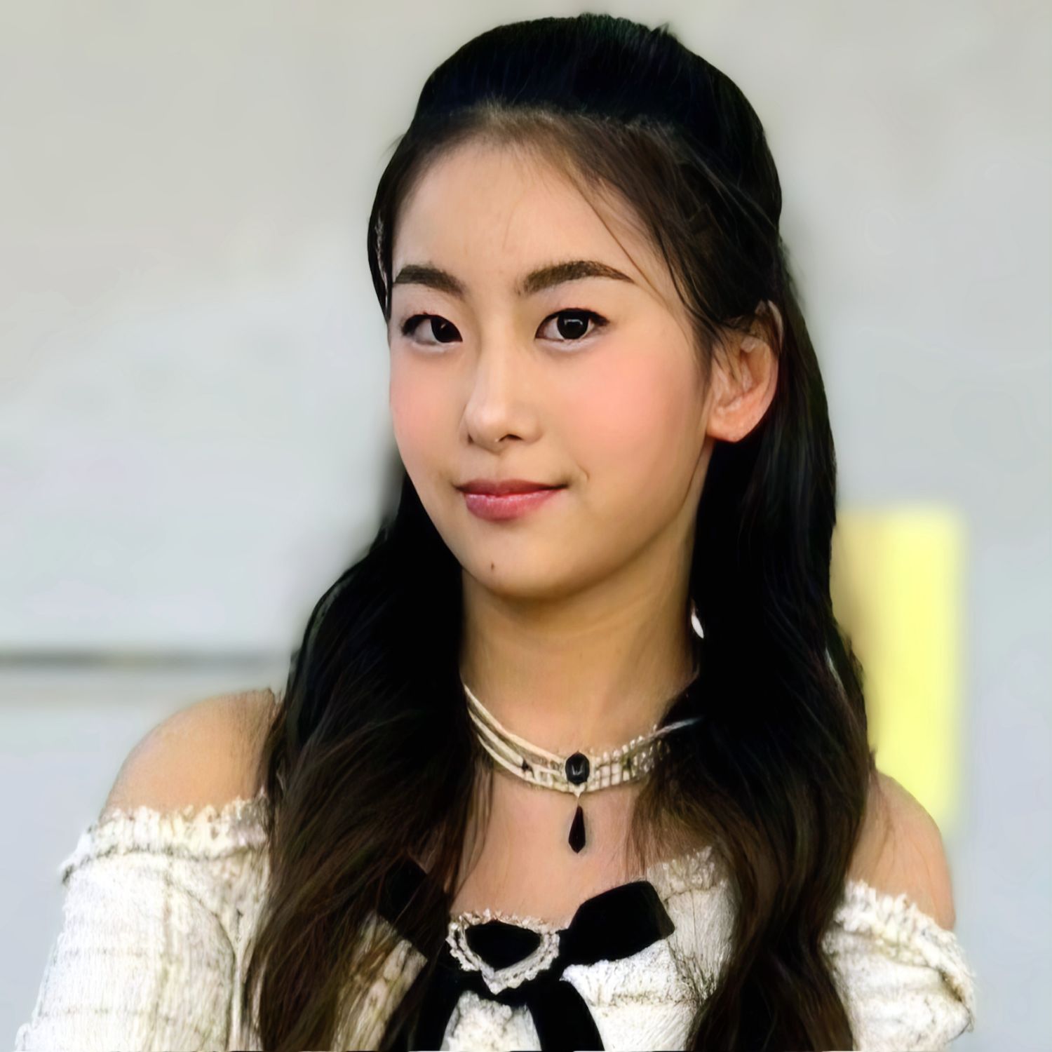 Recent activity shot of Oh Yujin