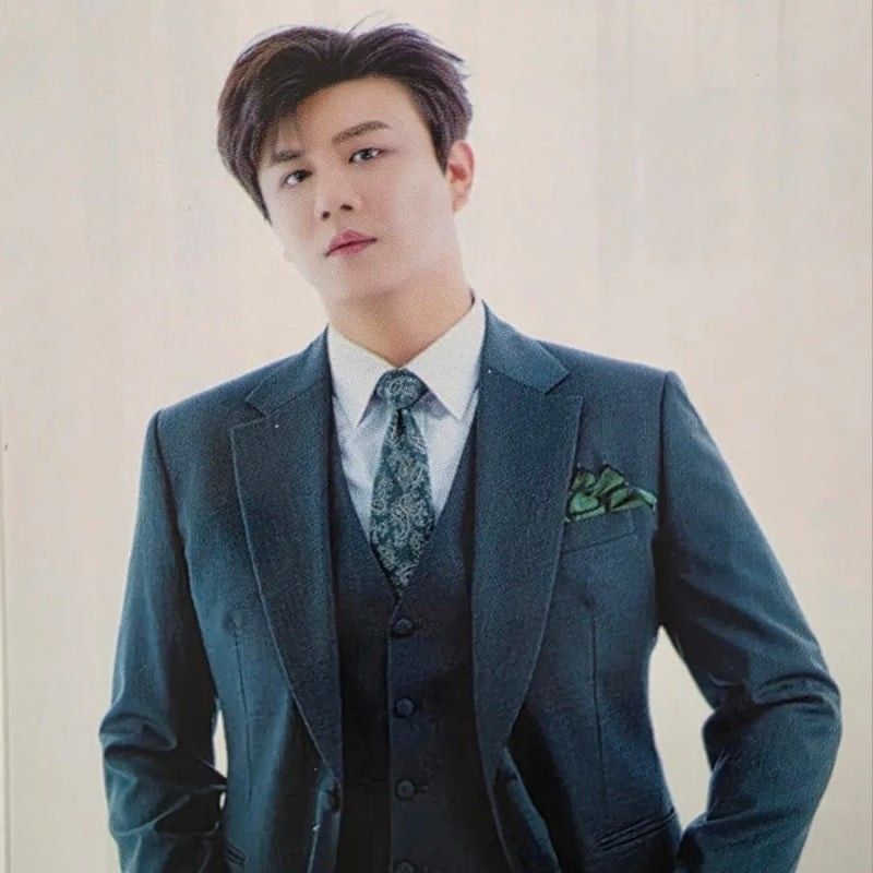 Behind-the-scenes cut of Jin Haesung