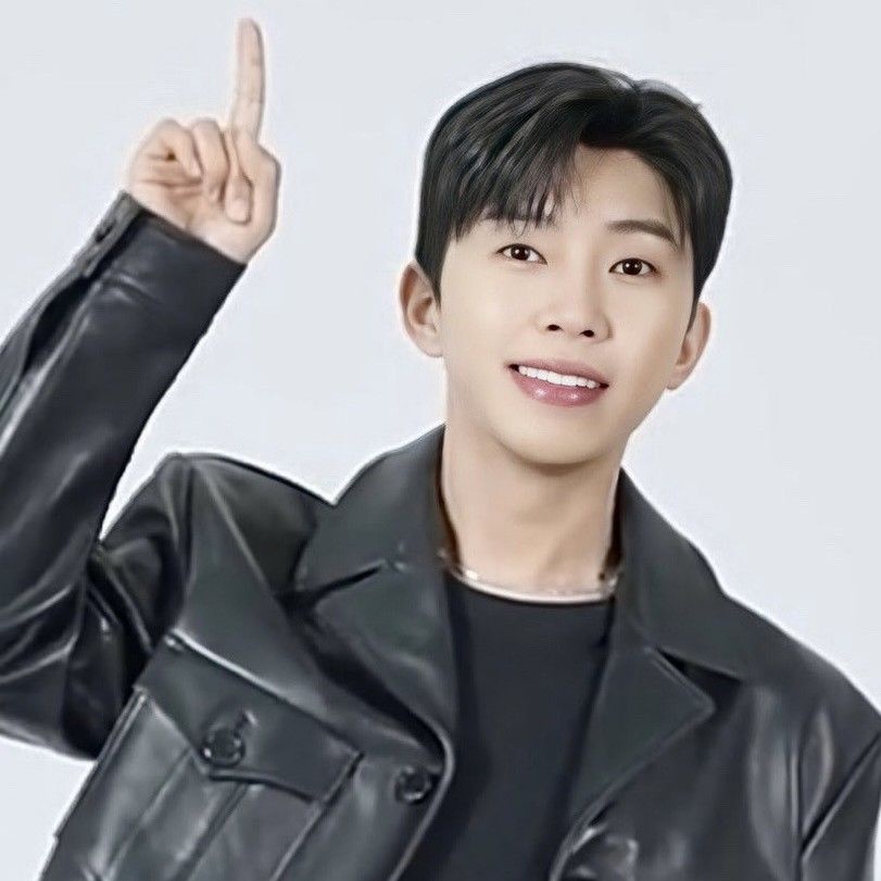 Latest photo of Lim Youngwoong