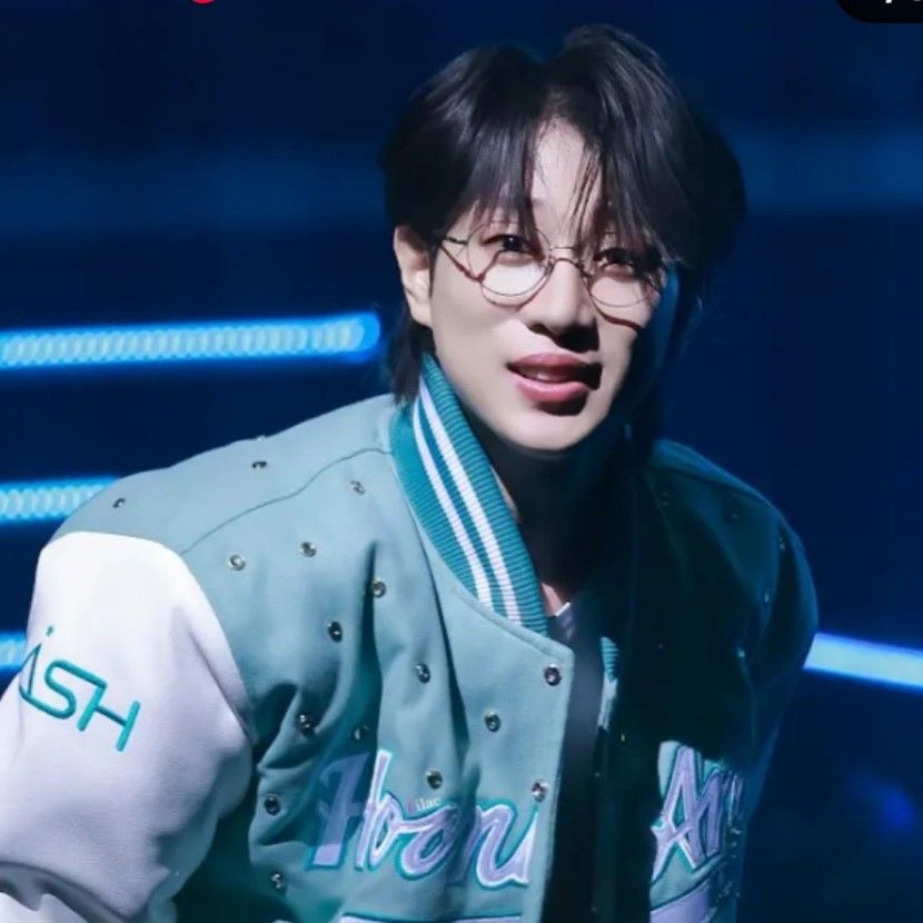 Behind-the-scenes cut of An Sunghoon