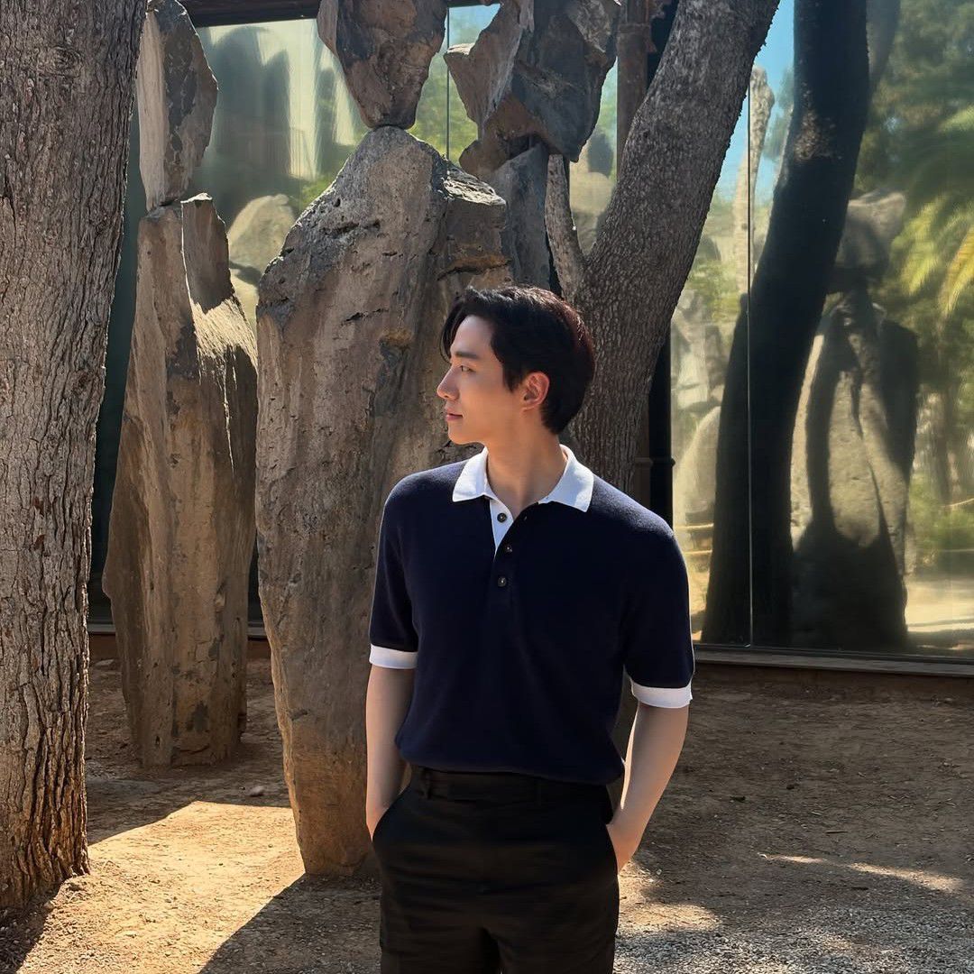 Behind-the-scenes cut of Lee Junho