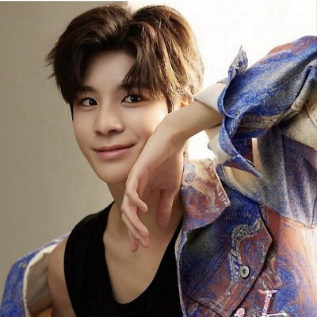 Foto terbaru dari Jeong Dongwon