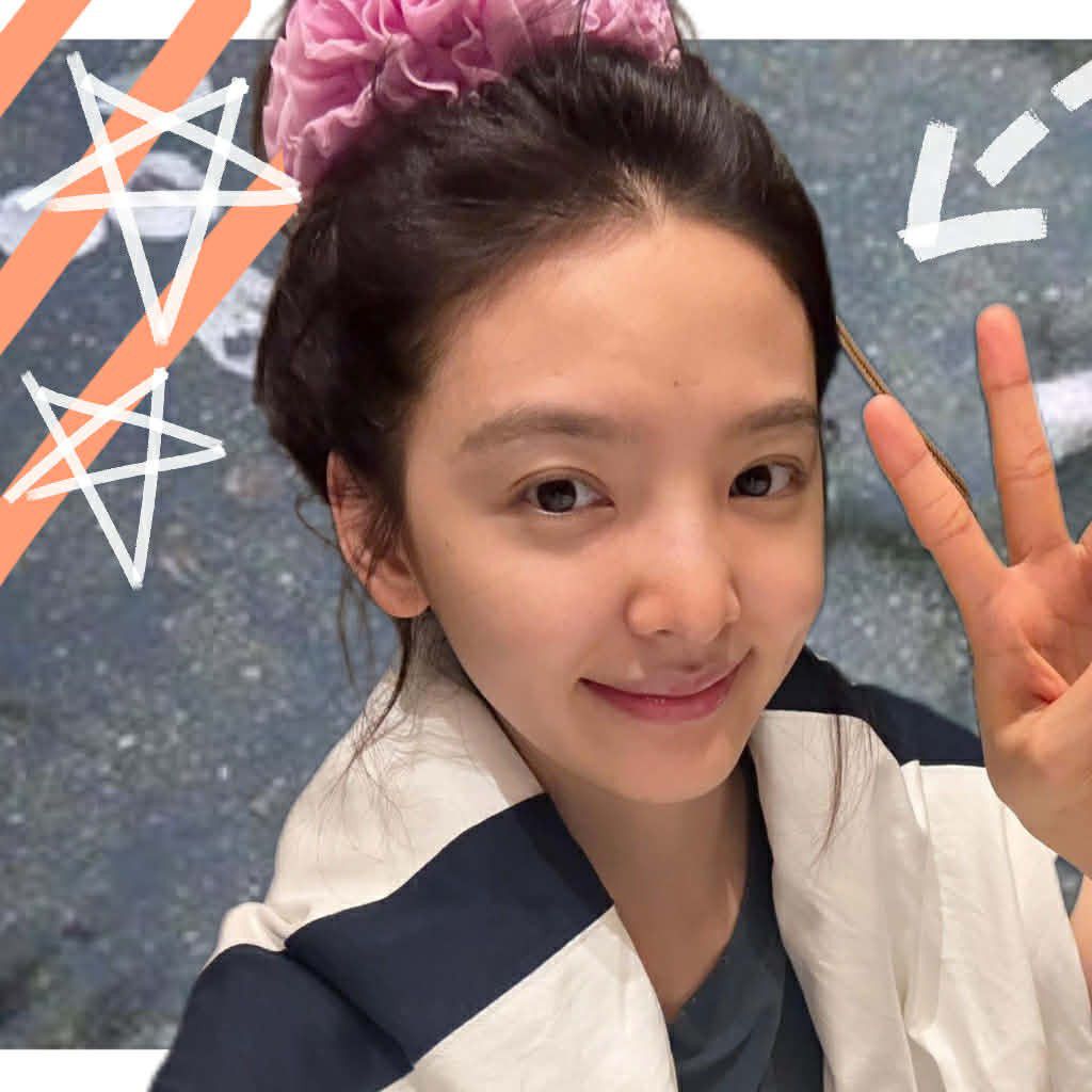 Recent activity shot of Zhang Ruonan