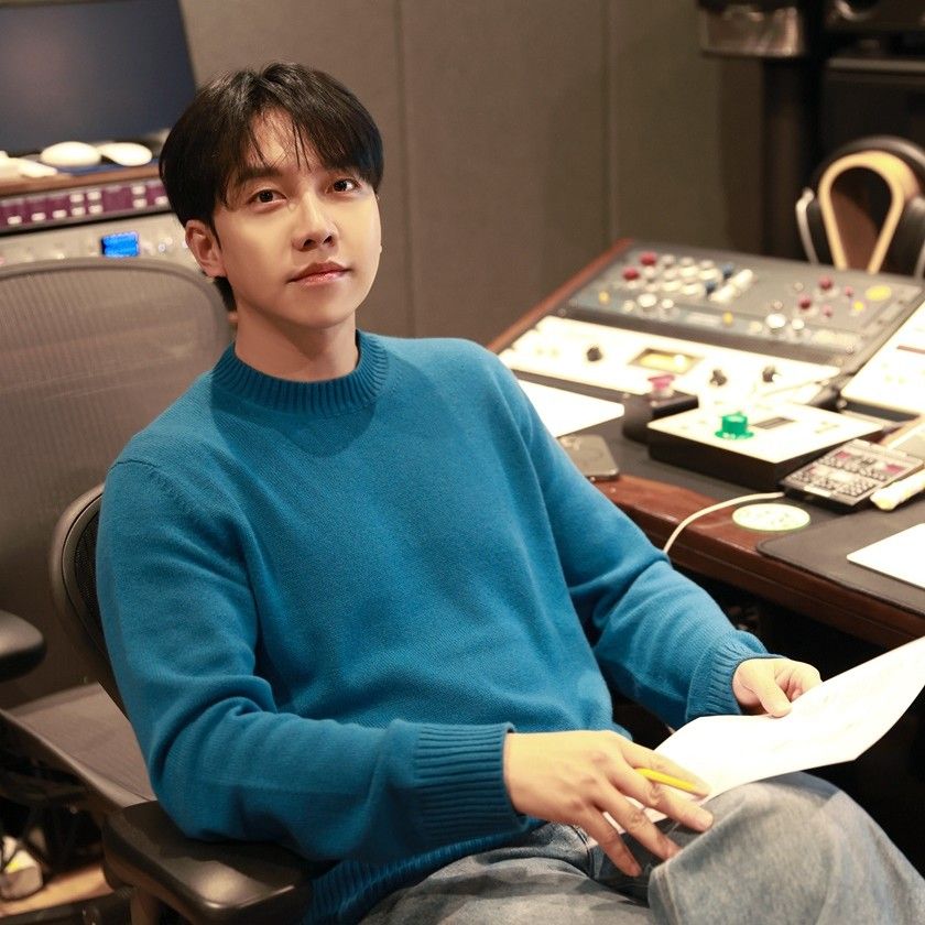 Latest photo of Lee Seunggi