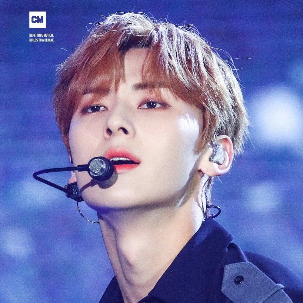 Behind-the-scenes cut of Hwang Minhyun