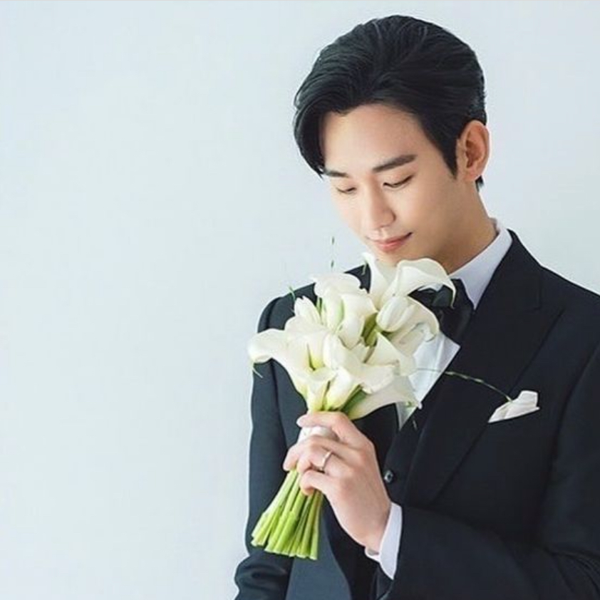 Recent activity shot of Kim Soohyun