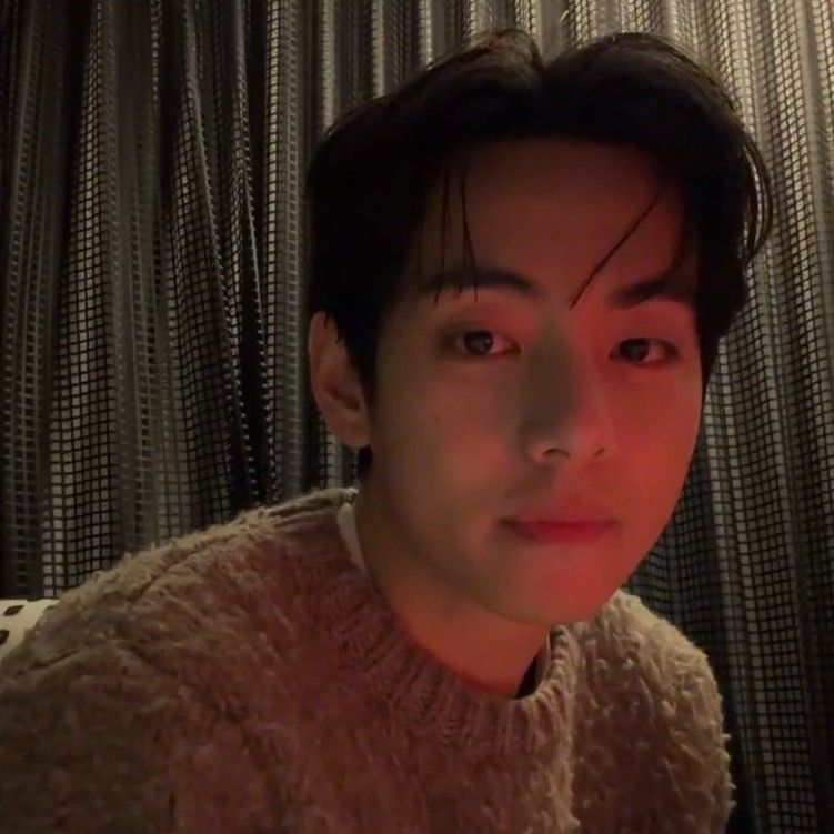 Postingan selebriti yang sedang jadi sorotan