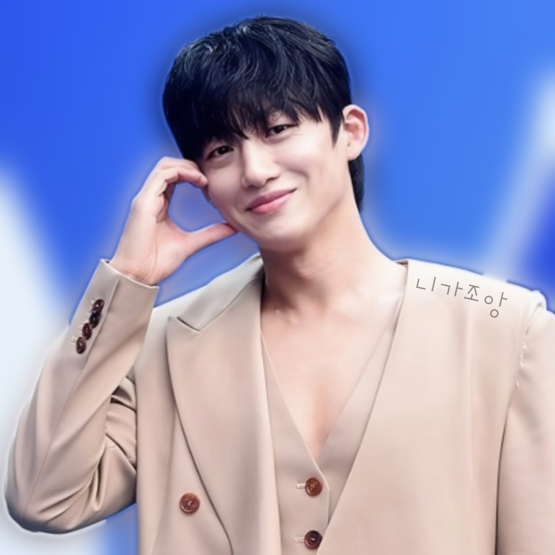 Recent activity shot of Shin Seungtae