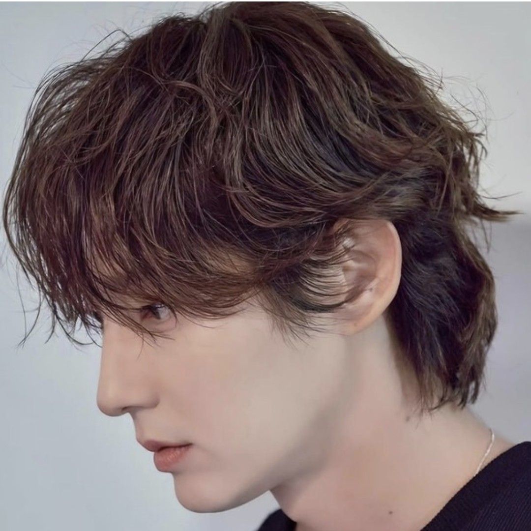 Behind-the-scenes cut of Lee Joongi