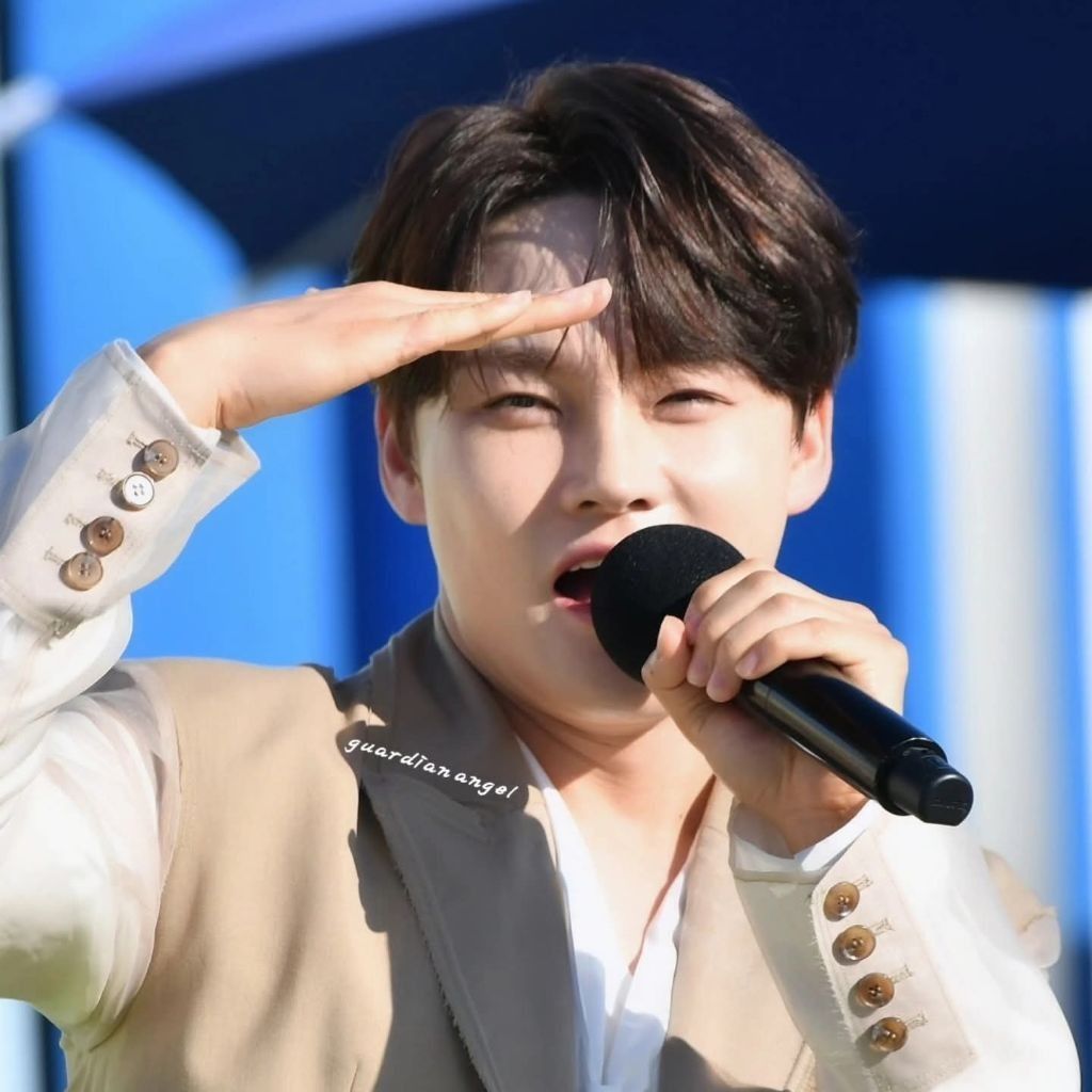 Momen yang diabadikan oleh penggemar Park Seojin