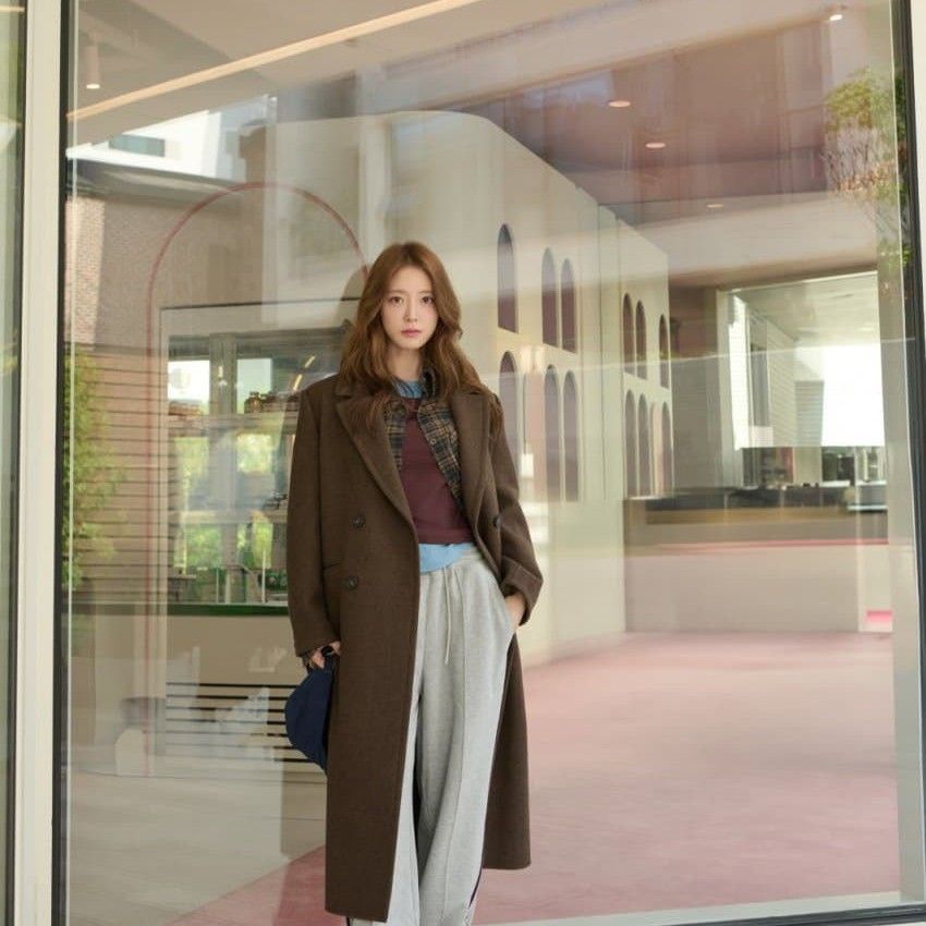 A moment captured by a fan of Lee Seyoung