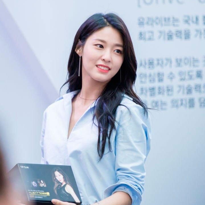 Behind-the-scenes cut of Seolhyun