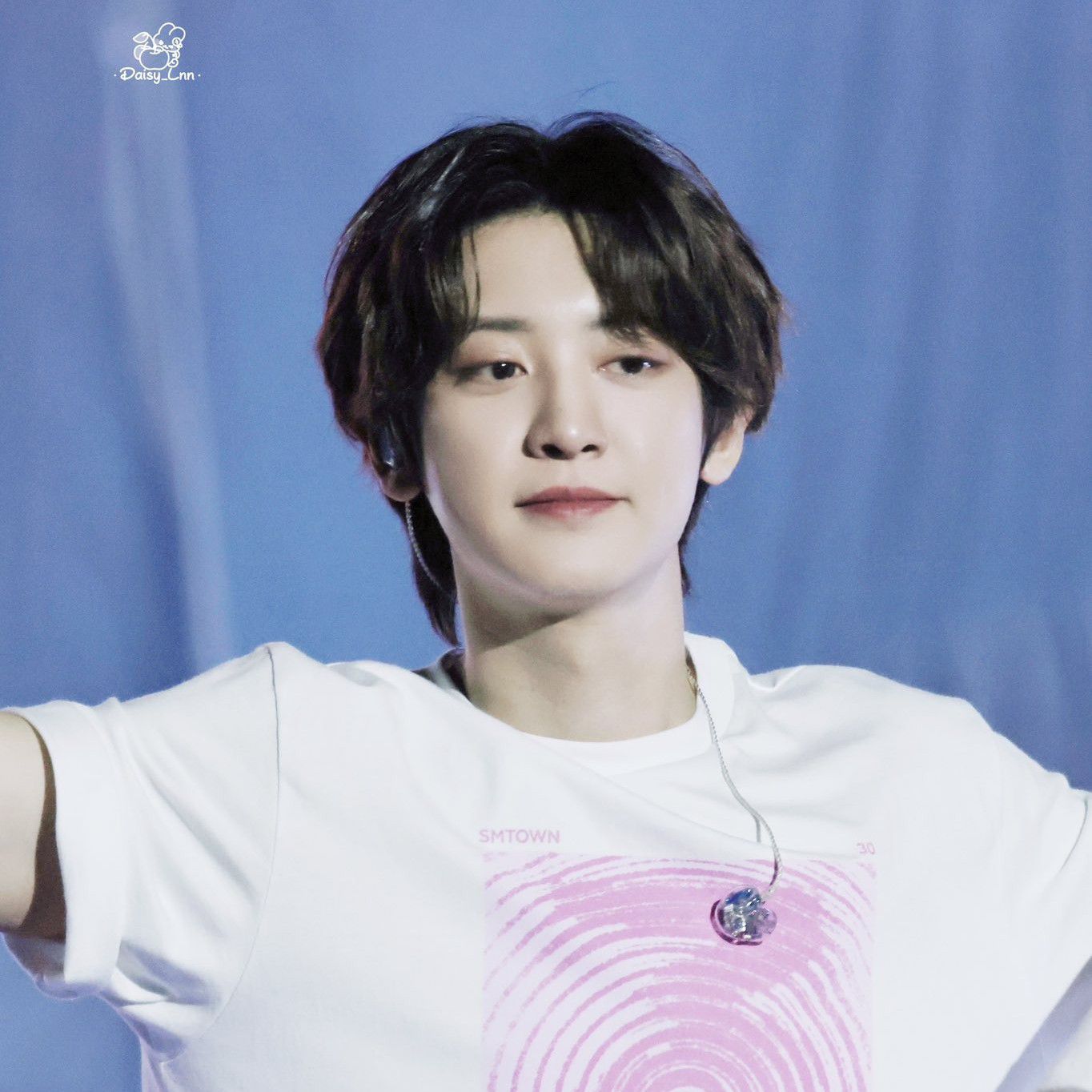 A moment captured by a fan of Chanyeol