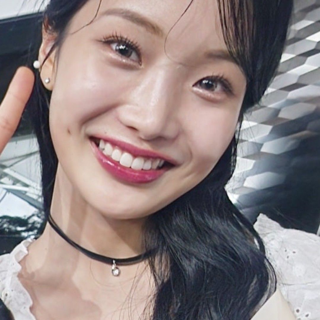 Behind-the-scenes cut of Kim Soyeon (2004)