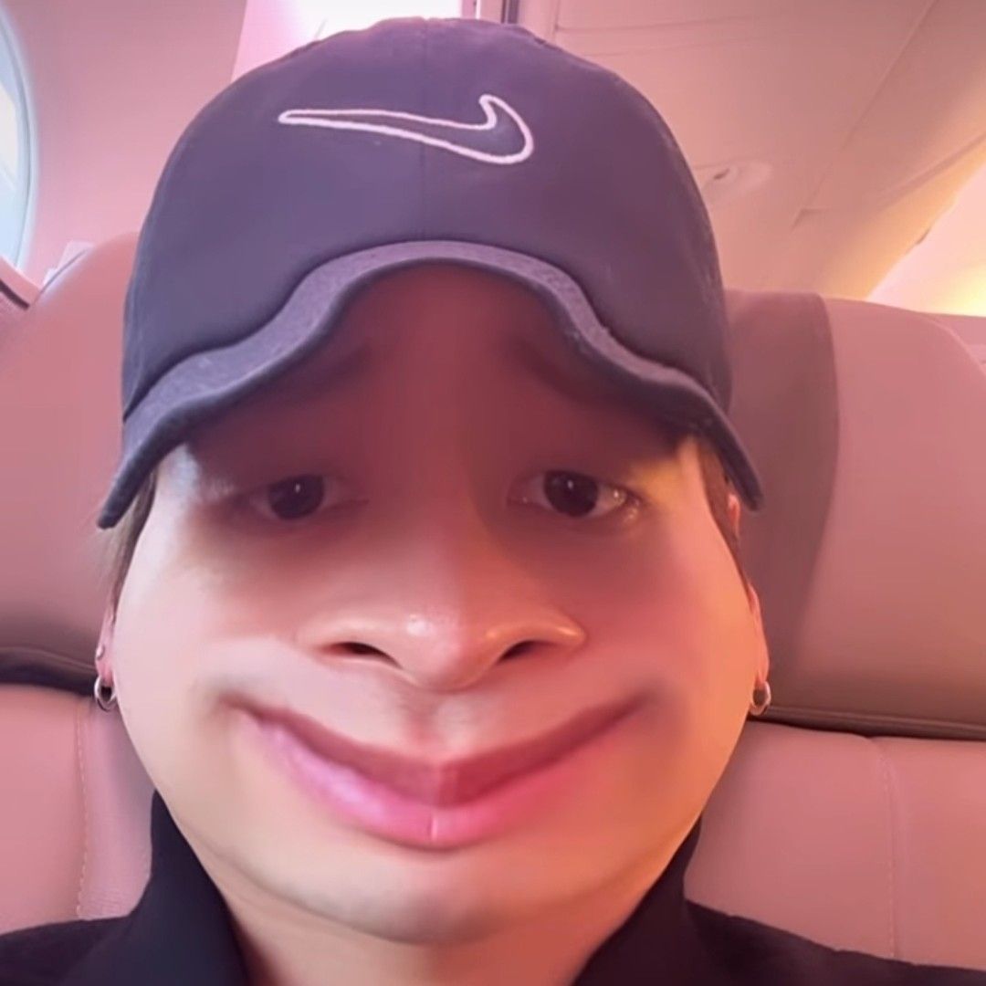 Recent activity shot of Park Jinyoung