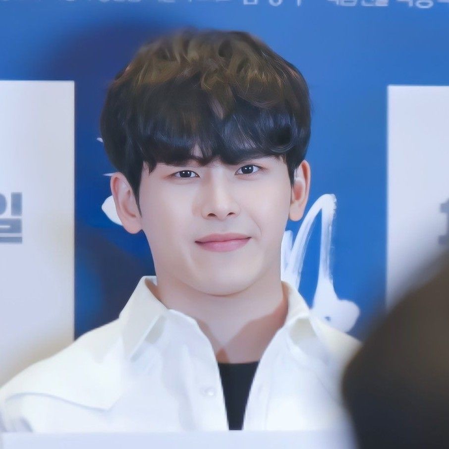 Recent activity shot of Hoya