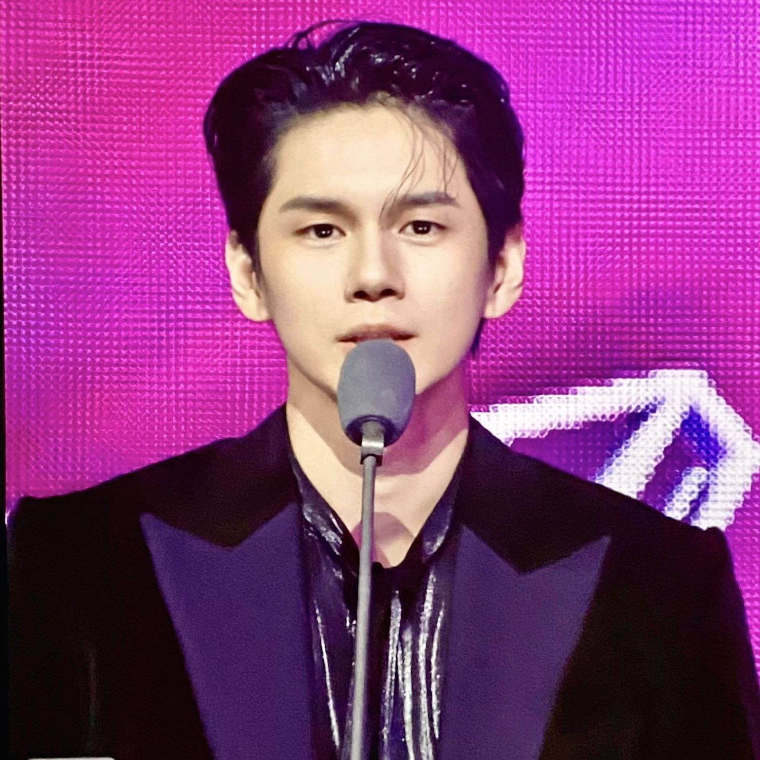 Foto terbaru dari Ong Seongwu