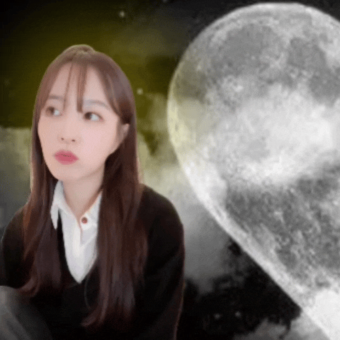 A moment captured by a fan of Park Boyoung