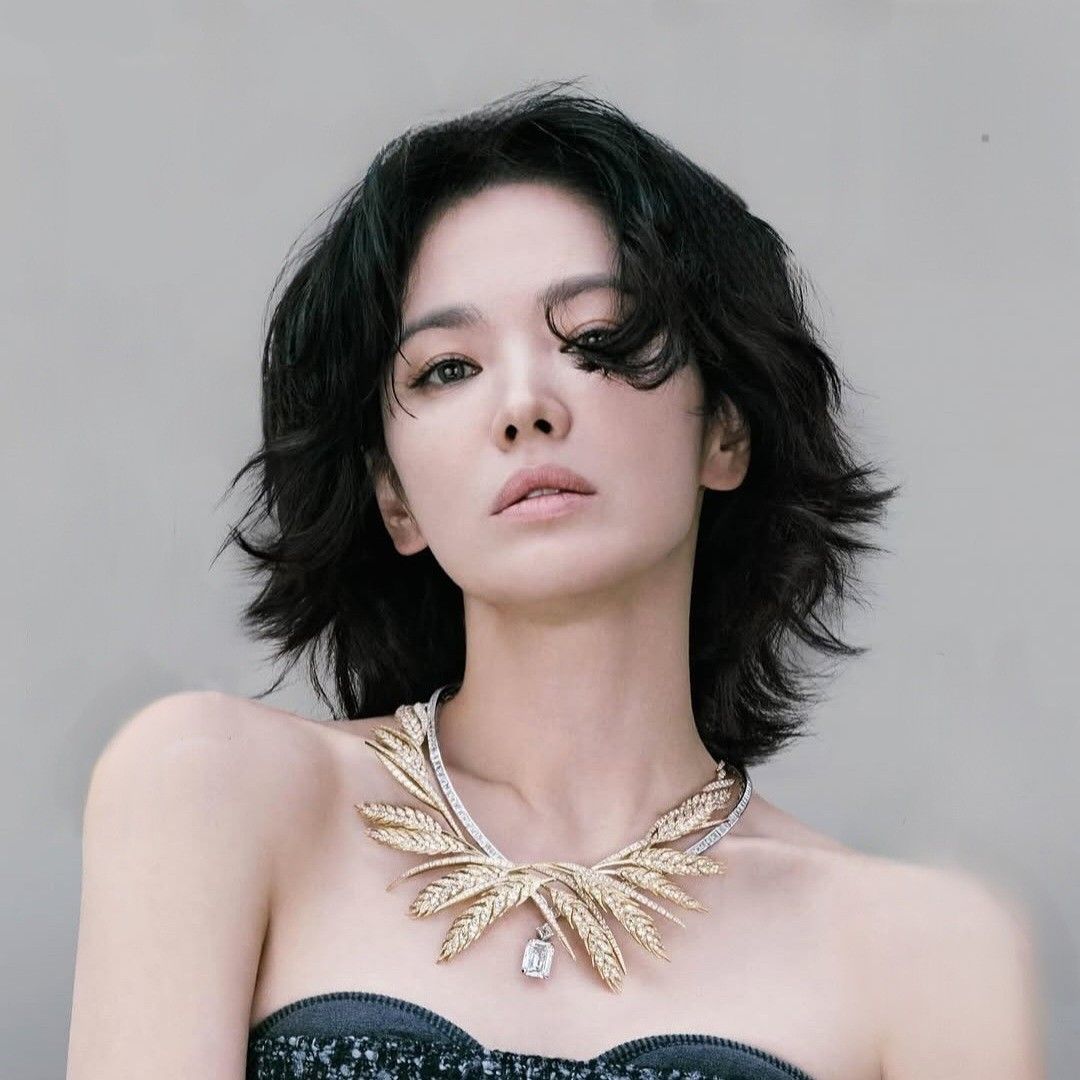 Recent activity shot of Song Hyekyo