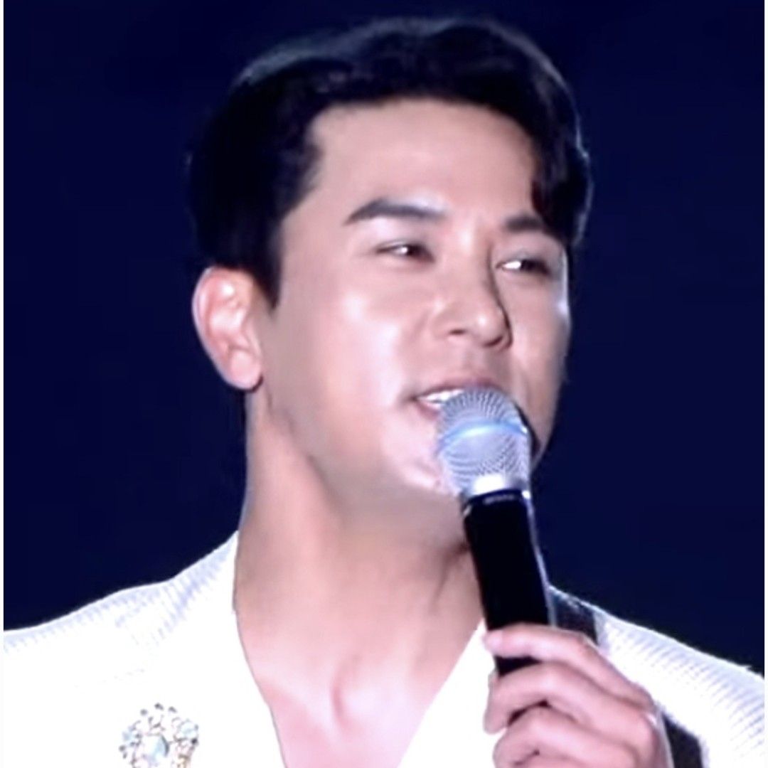 Behind-the-scenes cut of Jang Minho