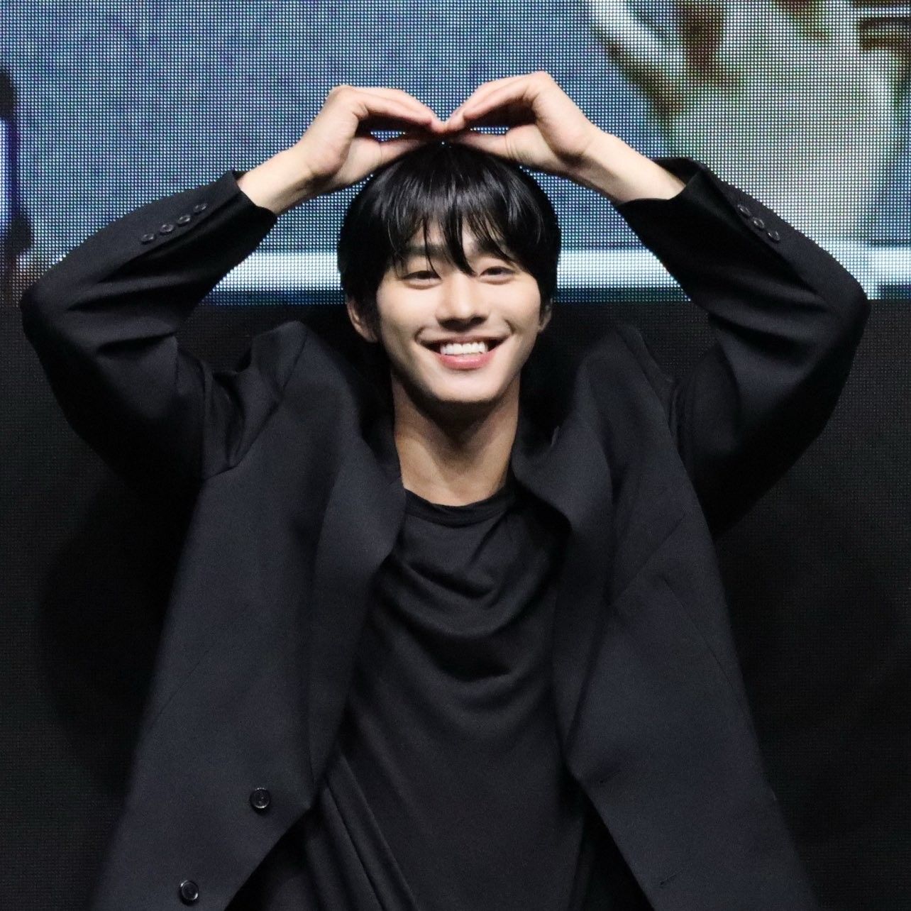 A moment captured by a fan of Ahn Hyoseop