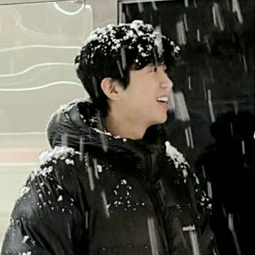 イム・ヨンウンの最近の活動ショット