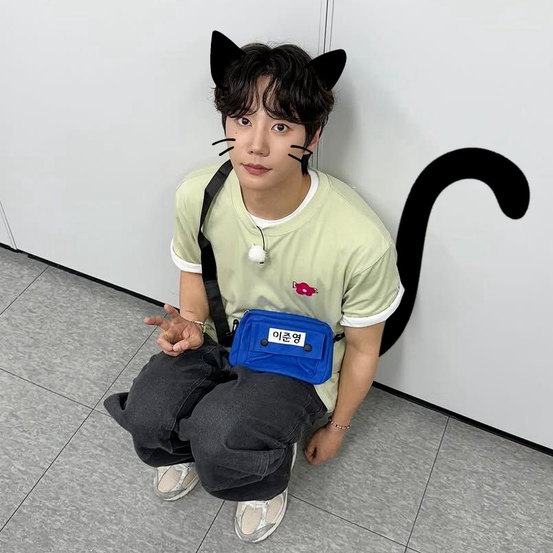 Recent activity shot of Lee Junyoung