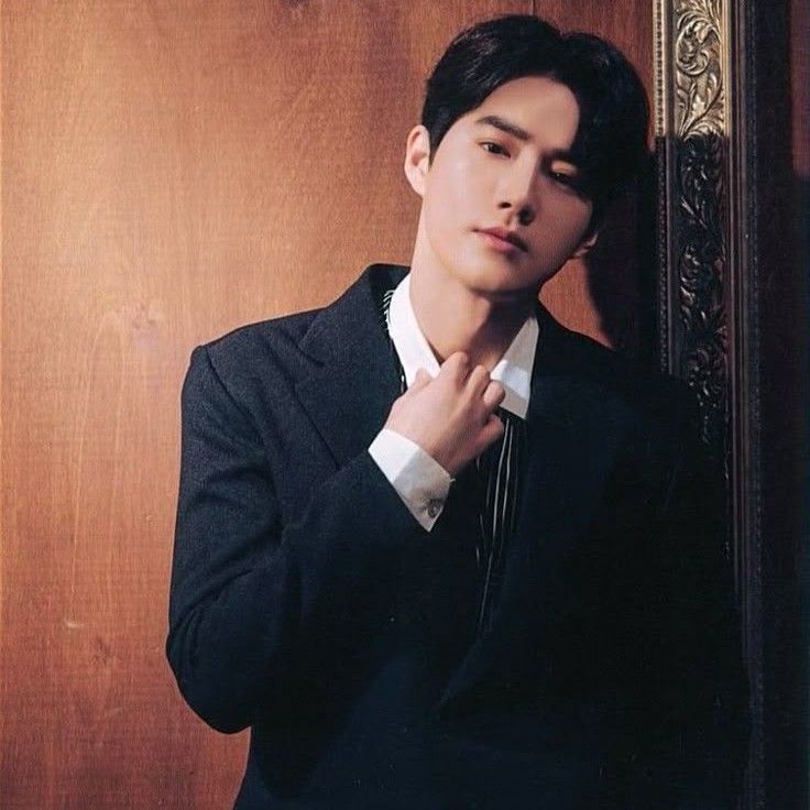 Recent activity shot of Suho