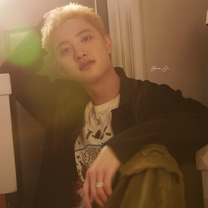 Cuplikan di balik layar dari Doh Kyungsoo (D.O.)