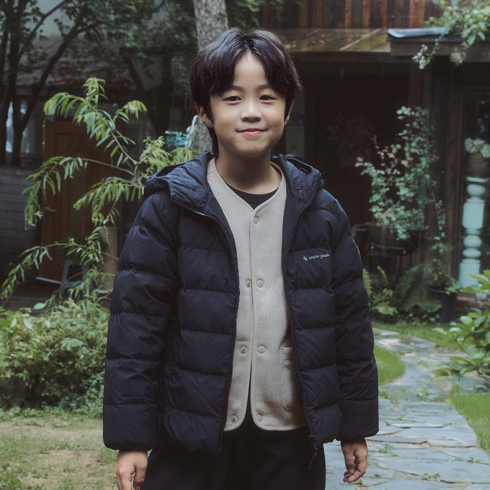 Behind-the-scenes cut of You Jiwoo