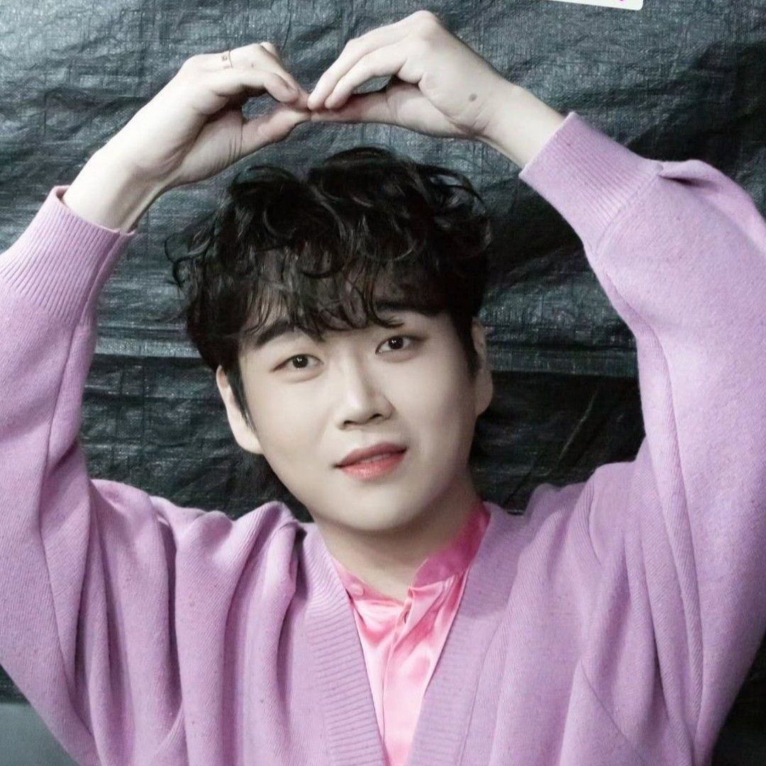 ファン・ヨンウンの最新写真