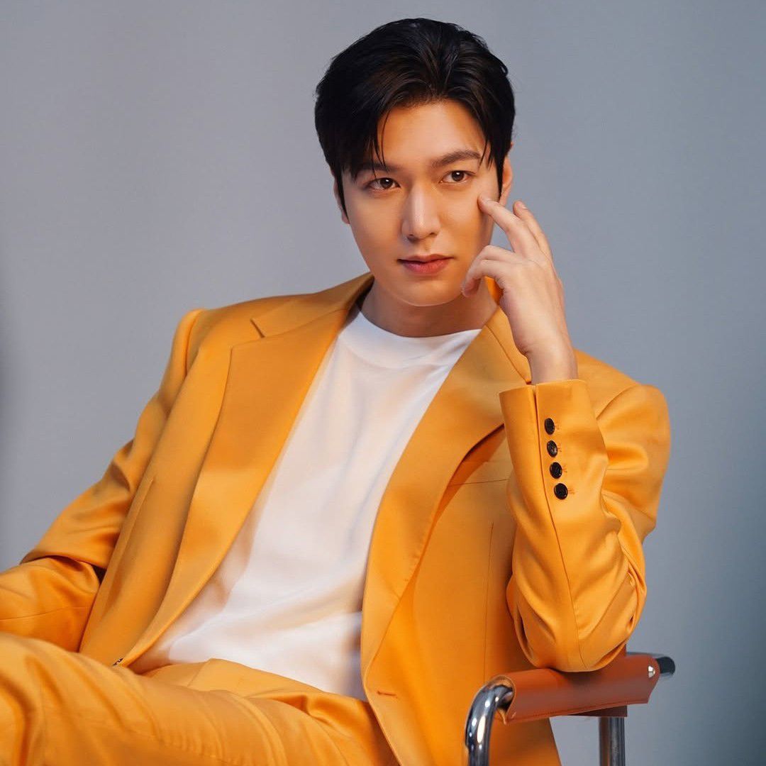 Recent activity shot of Lee Minho