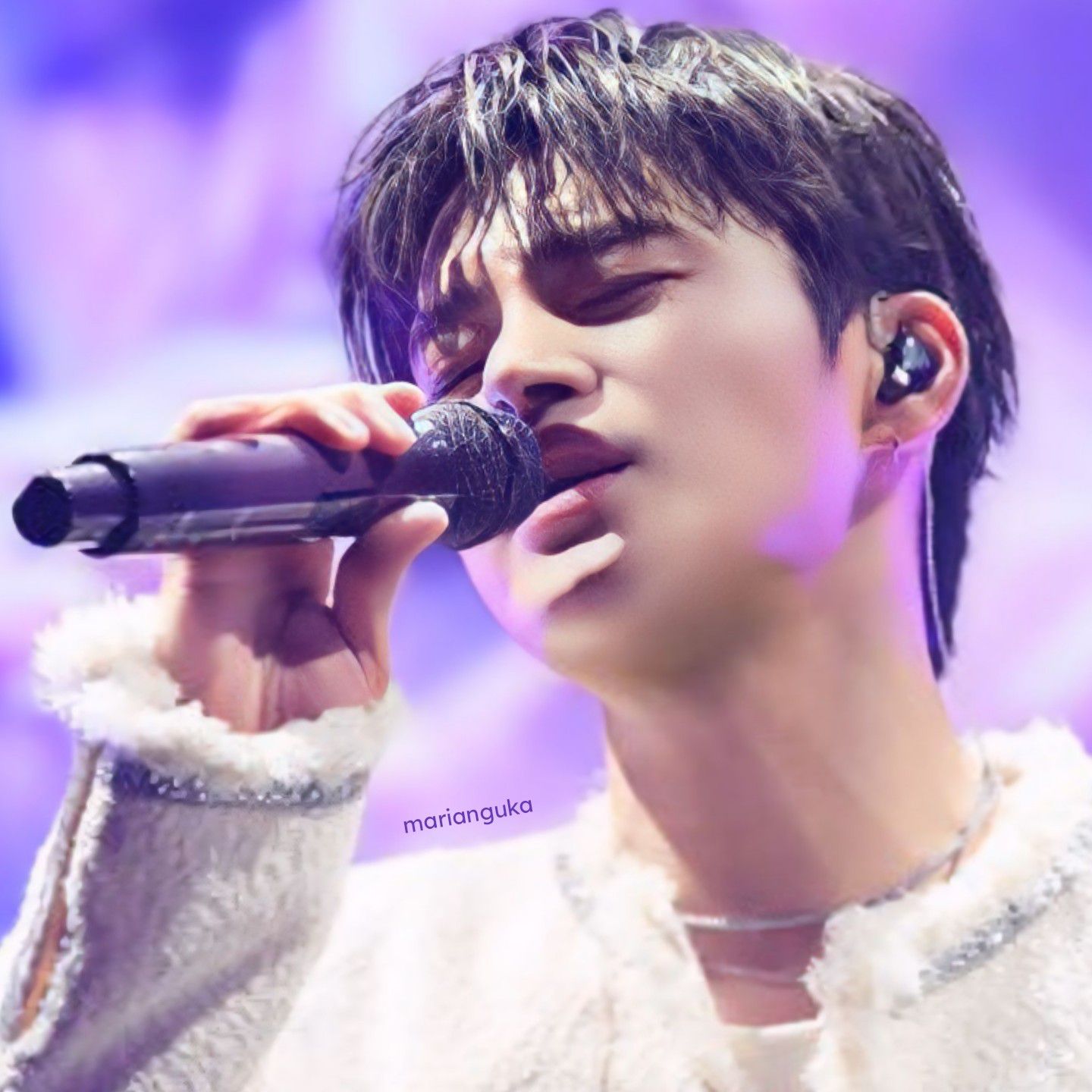 A moment captured by a fan of Seo Inguk