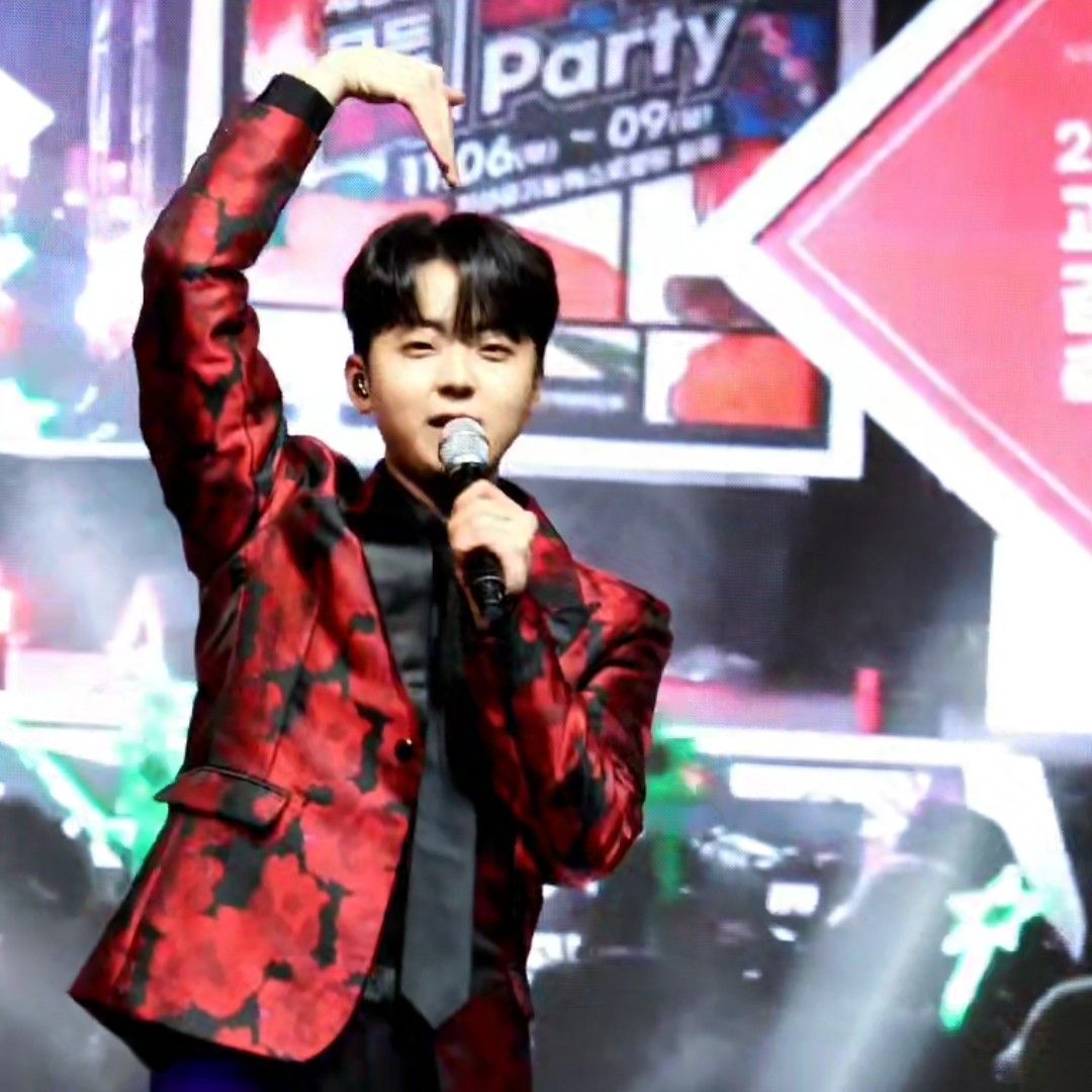 Behind-the-scenes cut of Park Minsu