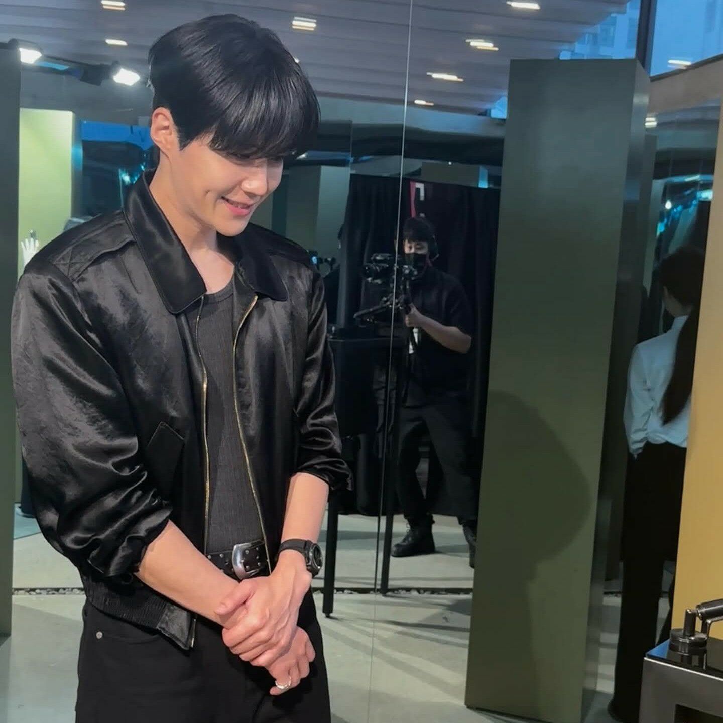Latest photo of Kim Seonho
