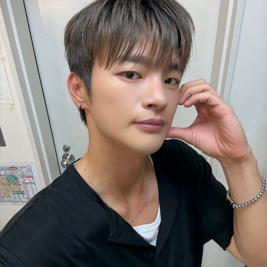 Latest photo of Seo Inguk