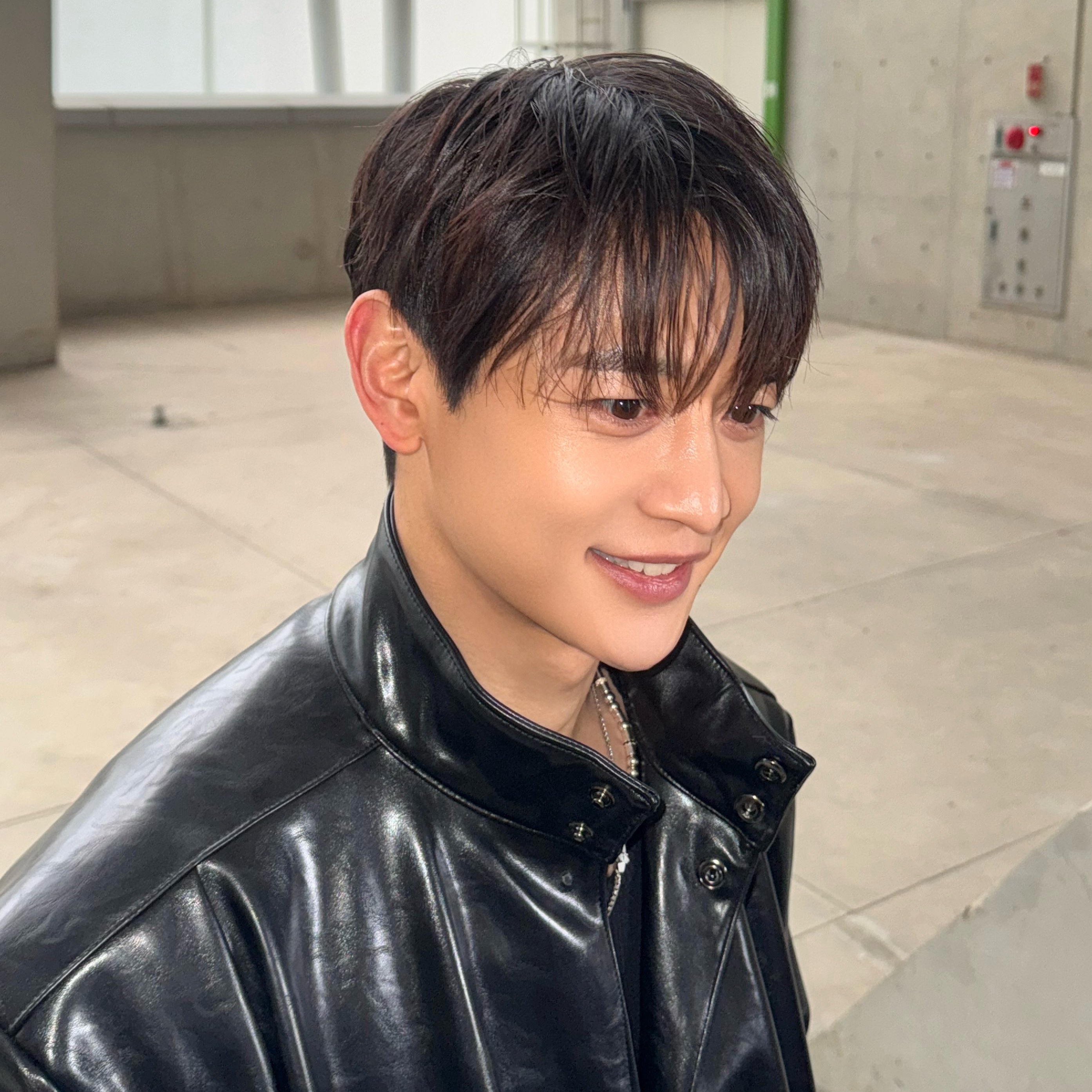 Behind-the-scenes cut of Choi Minho