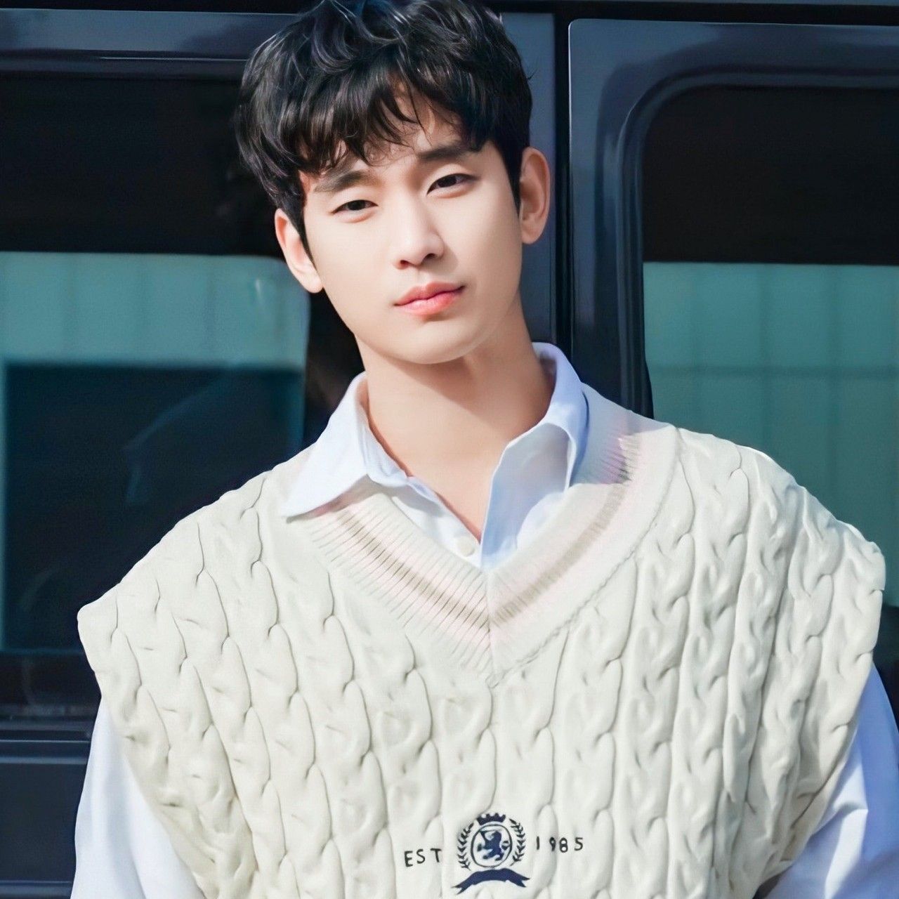 Recent activity shot of Kim Soohyun
