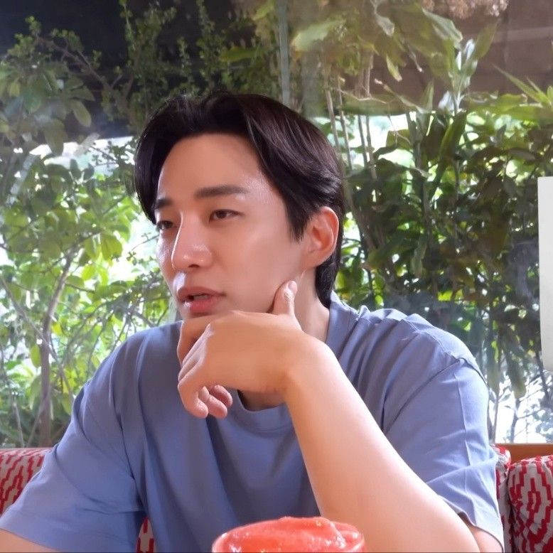 Recent activity shot of Lee Junho