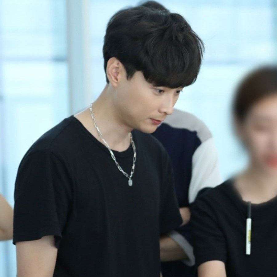 Recent activity shot of Min Kyunghoon