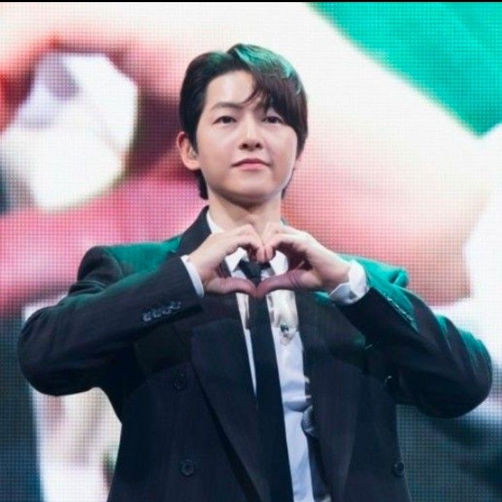 Latest photo of Song Joongki