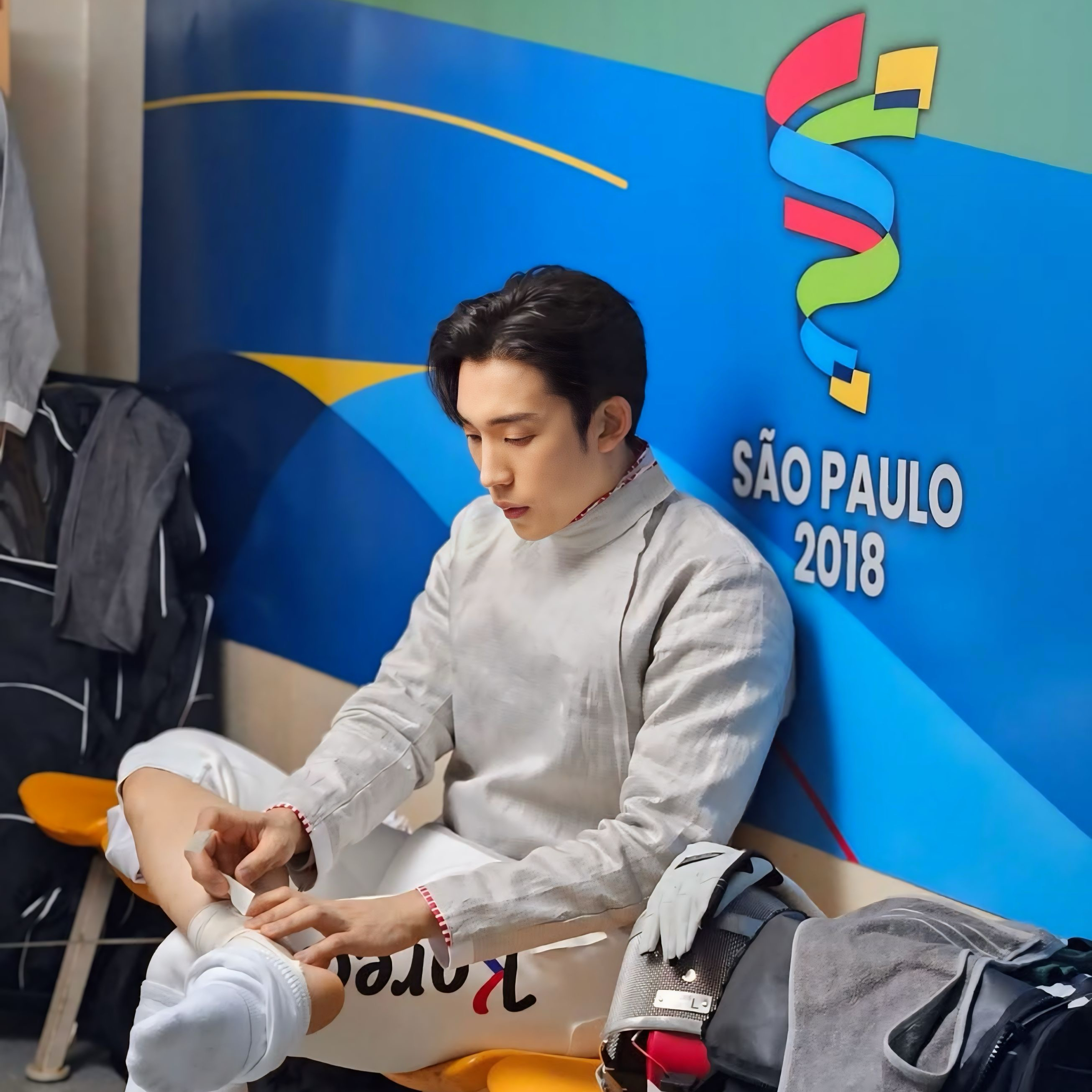 Behind-the-scenes cut of Lee Sangyi