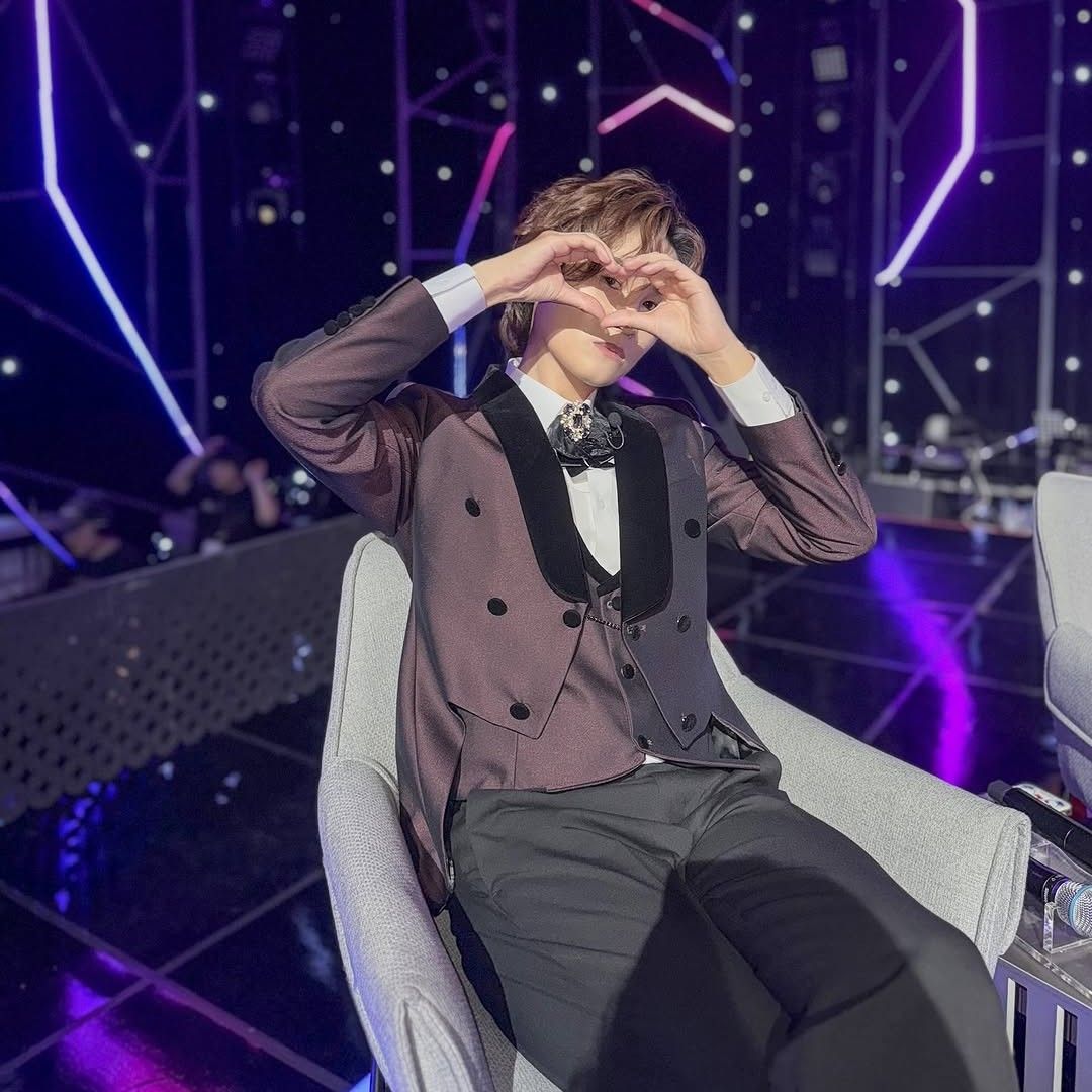 Behind-the-scenes cut of Kim Heejae