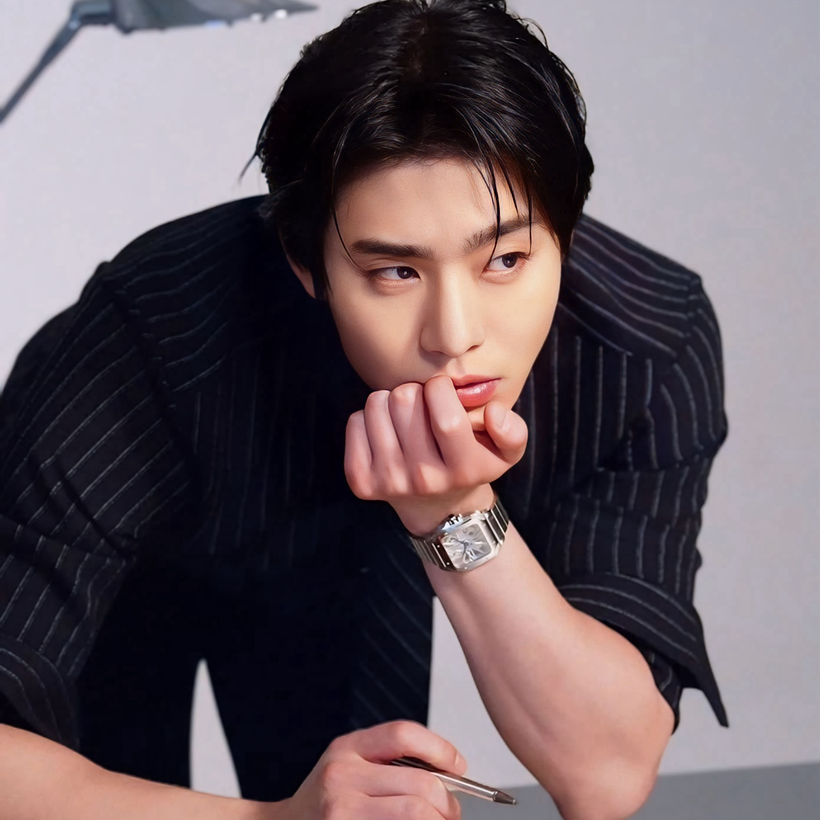 粉丝拍下的安孝燮瞬间