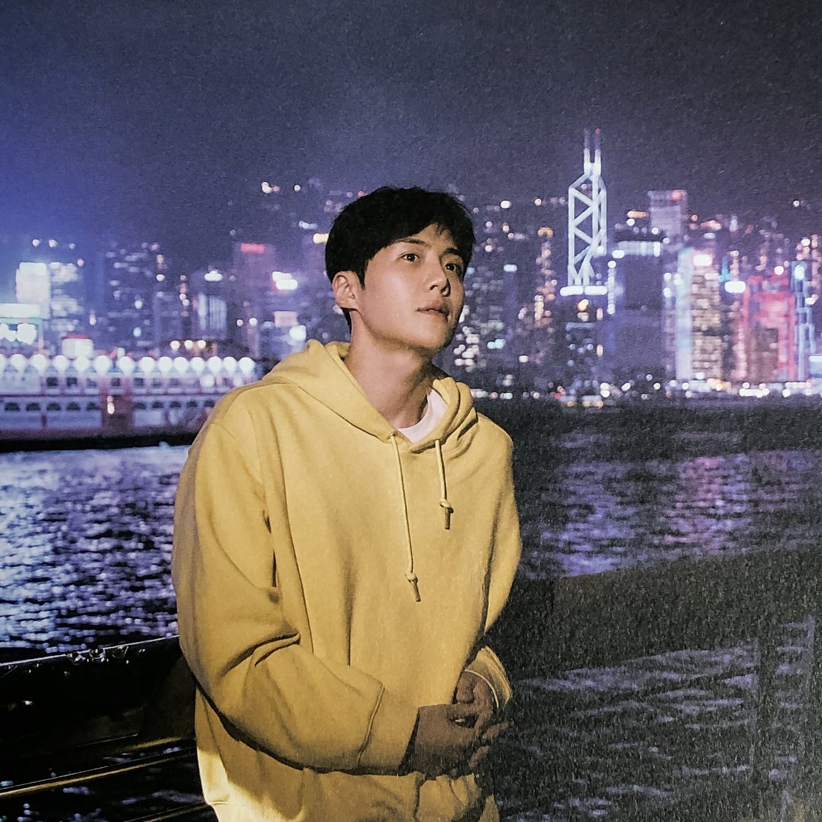 A moment captured by a fan of Kim Seonho