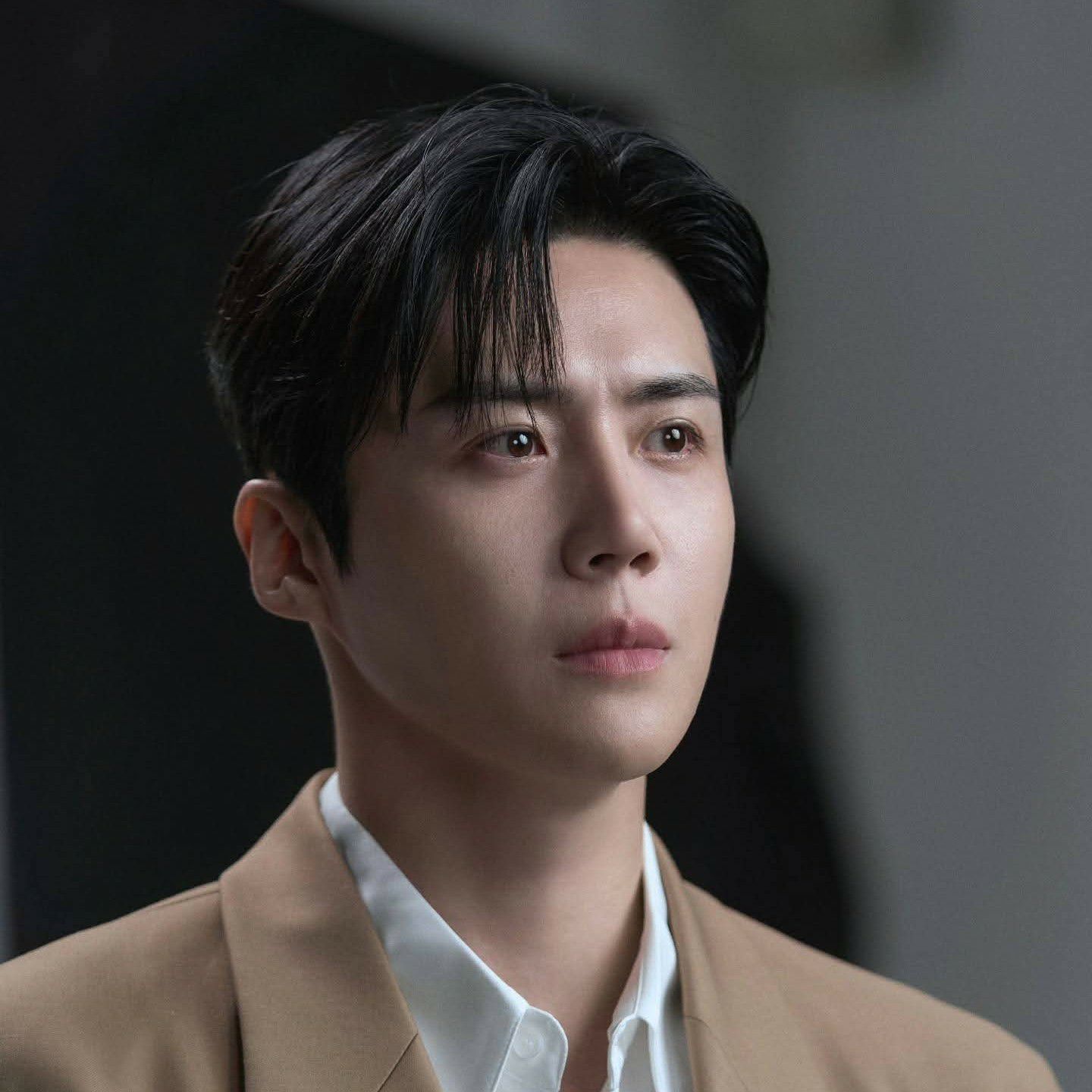 김선호의 최신 사진