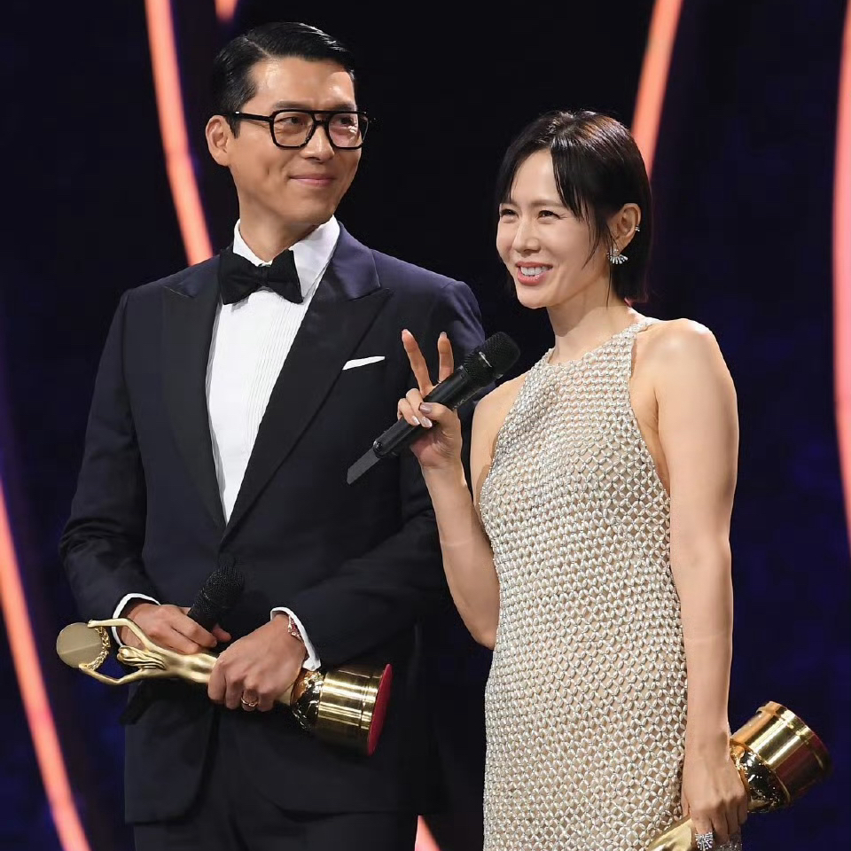 粉絲拍下的玄彬瞬間