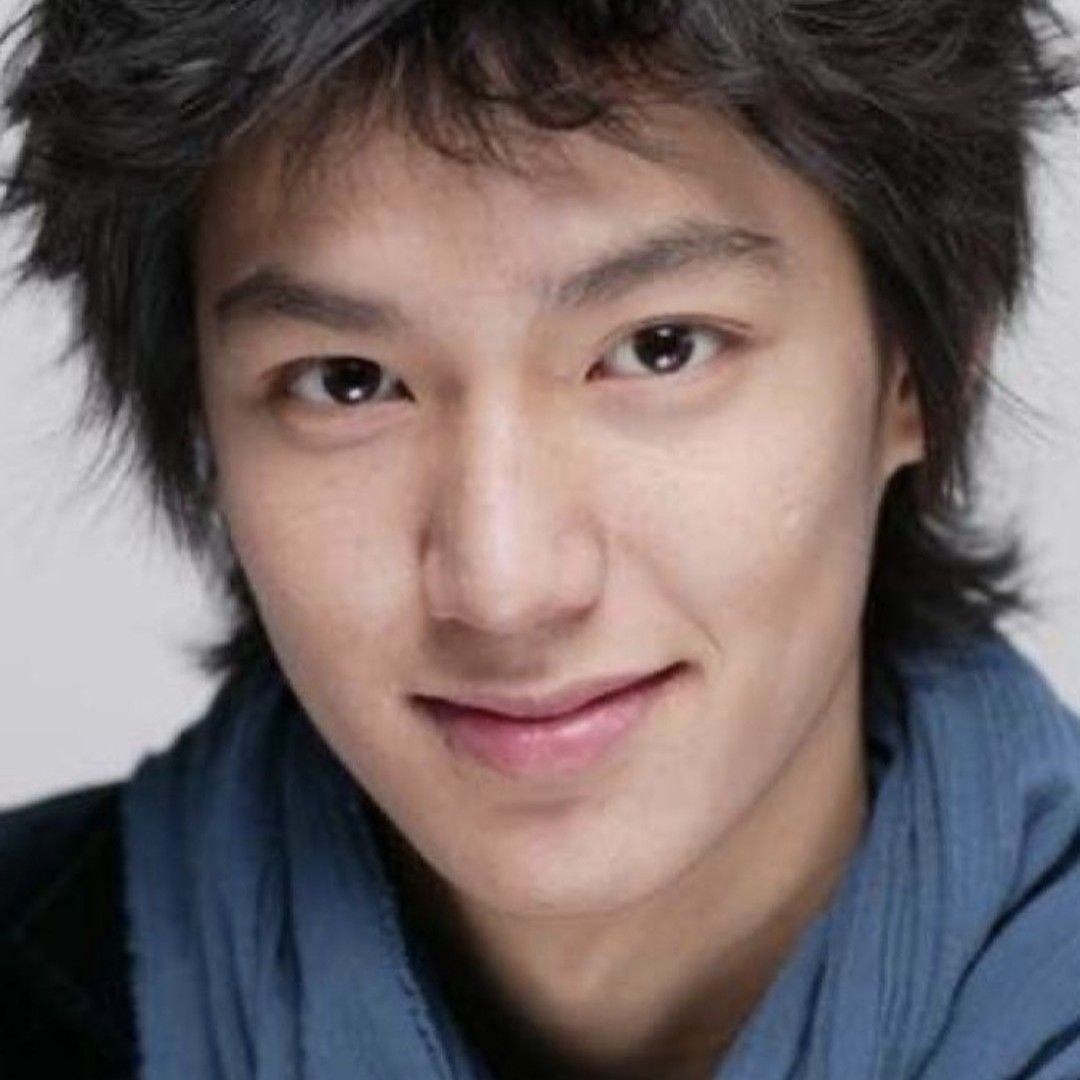 Recent activity shot of Lee Minho