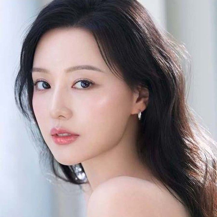 김지원의 비하인드 컷